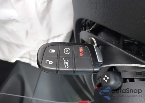 2017 Jeep Grand Cherokee Trailhawk 4X4 z USA, uszkodzony, nr VIN 1C4RJFLT3HC678457